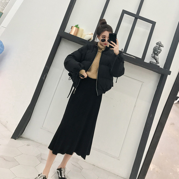 Női kabát O-alakú gallérral, három színben