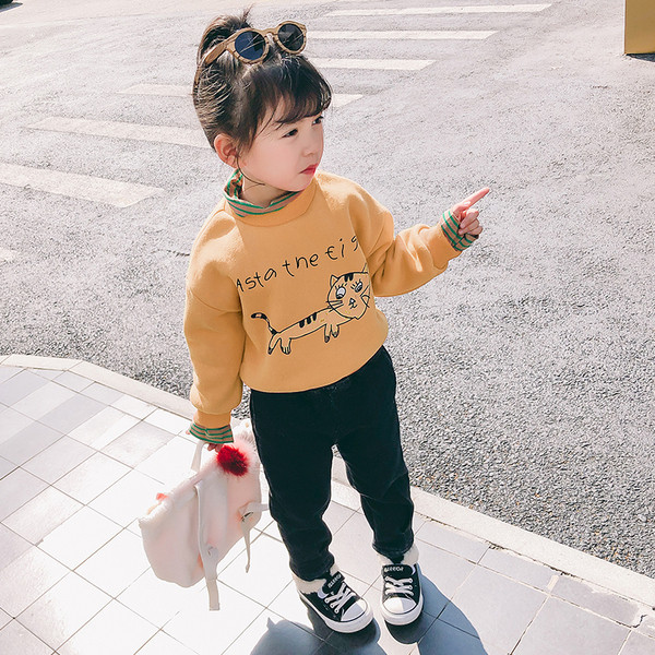 Gyermek modern pulóver lányoknak három színben rátéttel