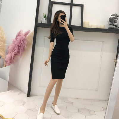 Stílusos női ruha O-alakú gallérral, három színben