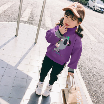 Ελεύθερο πουλόβερ παιδιών για κορίτσια σε τρία χρώματα με εφαρμογή