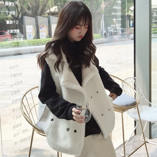 Vesta de dama toamna-iarna cu decolteu in V in doua culori