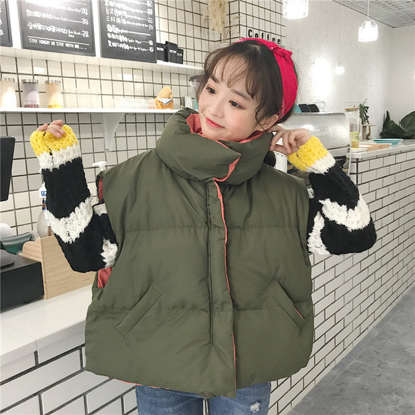 Vesta dama sport-casual model lat in verde, alb si negru