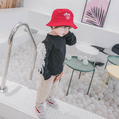 Stílusos gyerek pulóver fiúknak 3D elemmel