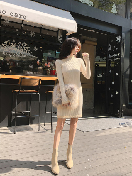 Rochie de iarnă de damă modernă cu decolteu O