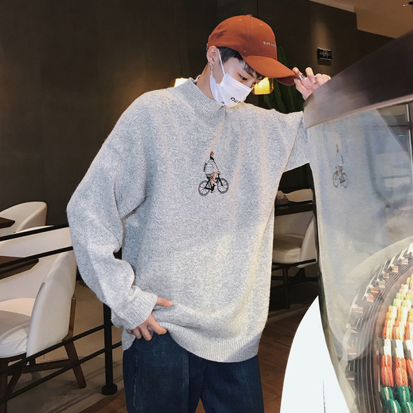 Modern férfi pulóver három színben hímzéssel