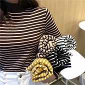 Vékony női csíkos pulóver több színben