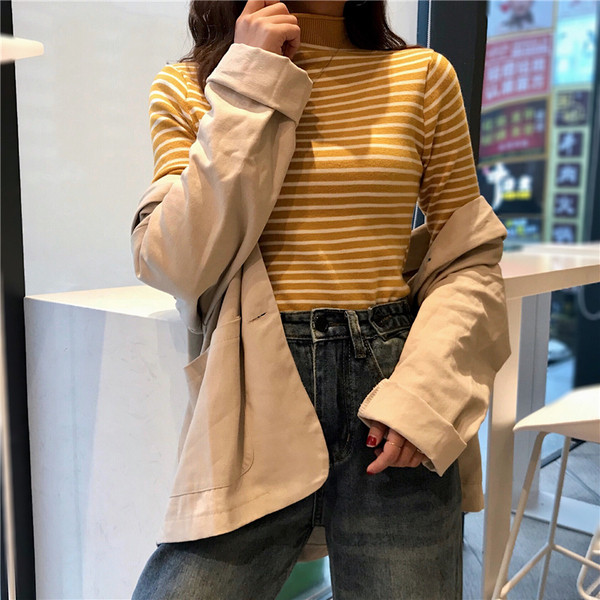 Vékony női csíkos pulóver több színben