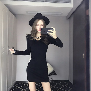 Sima modell elegáns ruha fekete és piros színben