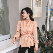 Elegáns női ing V-nyakkal, négy színben