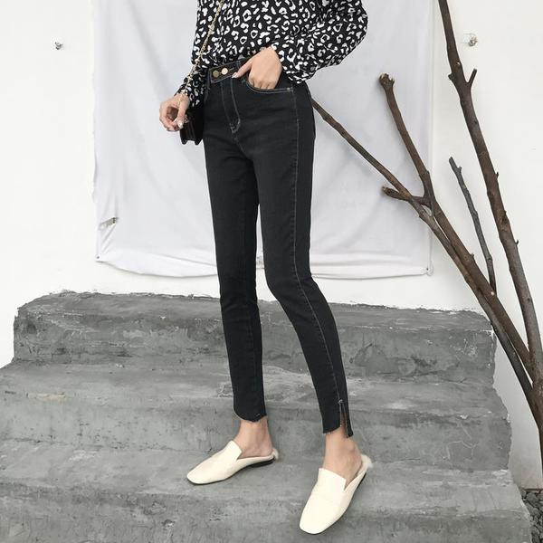 Blugi casual dama model Slim in negru si albastru