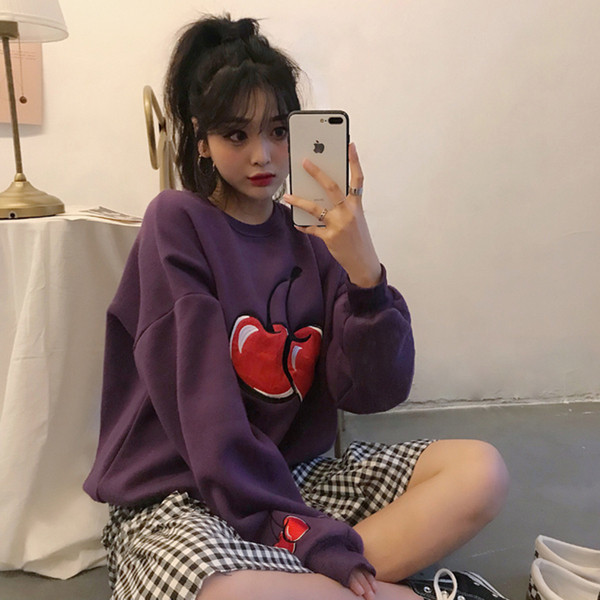 Női blúz több színű mintával