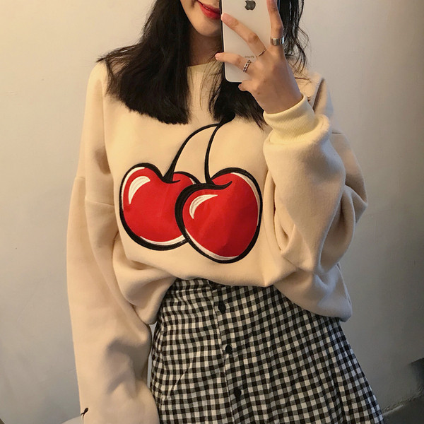 Női blúz több színű mintával