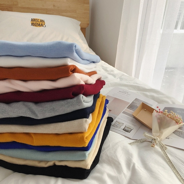 Alkalmi férfi sima pulóver magas gallérral, különböző színekben