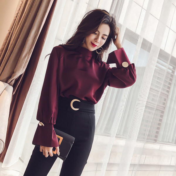 Stílusos női ing, ujján metán díszítéssel, két színben