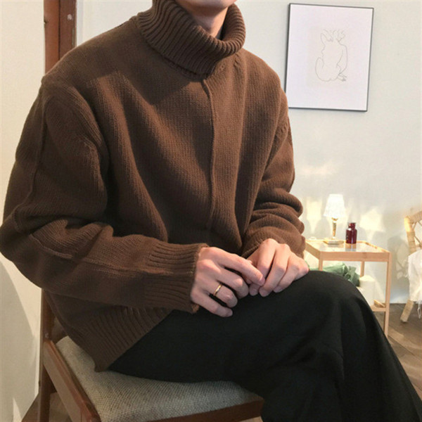 Modern férfi aszimmetrikus pulóver magas gallérral, három színben