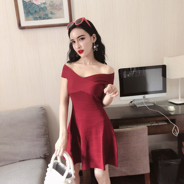 Rochie eleganta de dama model nou cu umerii goi in trei culori