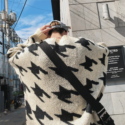 Aktuális férfi pulóver három színben