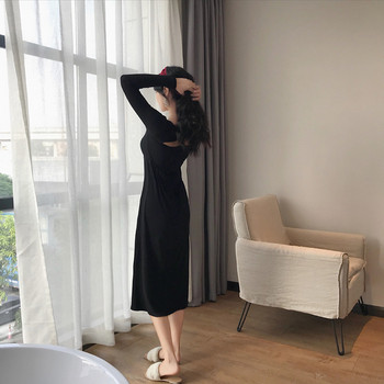 Модерна дамска рокля с дълъг ръкав и отворен гръб в черен цвят