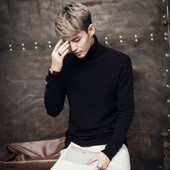 Stílusos férfi pulóver különböző színekben