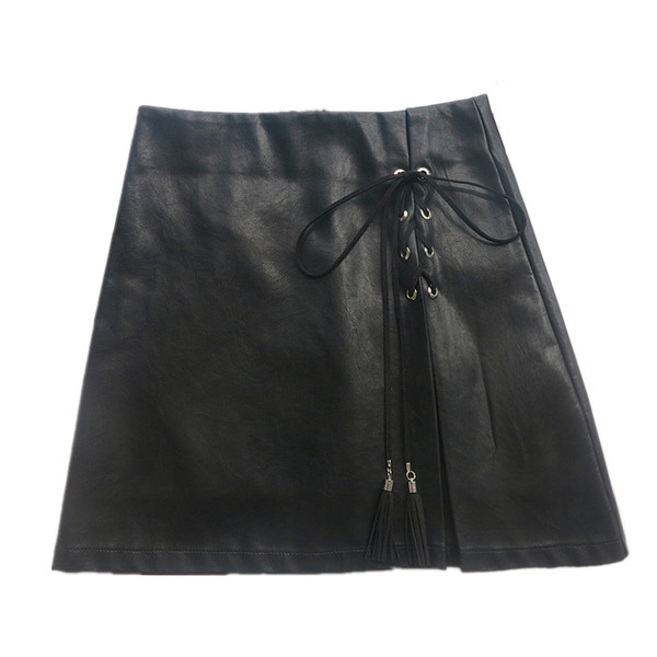 Műbőr női szoknya nyakkendővel és bojttal, fekete színben