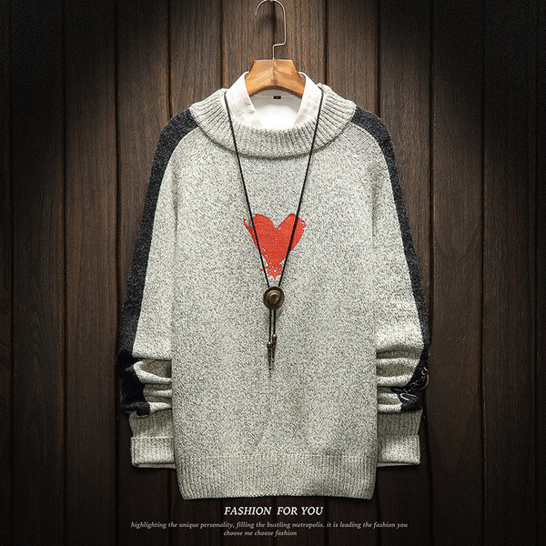 Modern férfi pulóver rátéttel és oldalszalagokkal