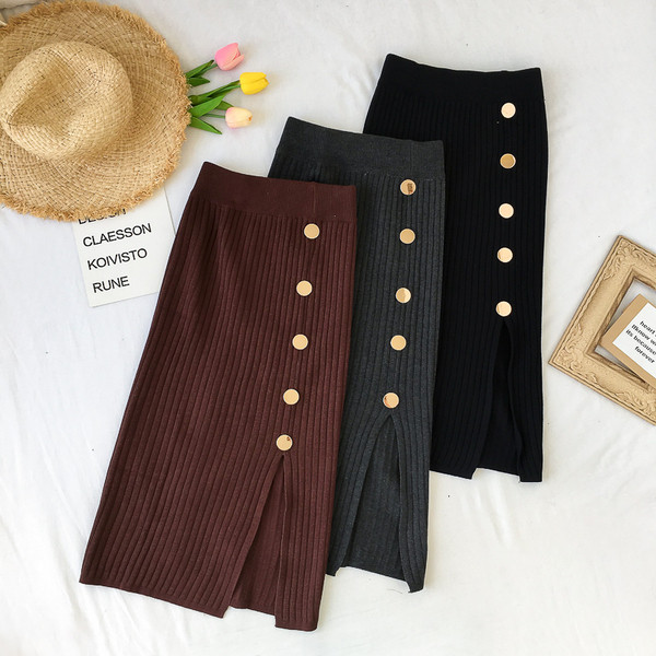 Fusta de dama eleganta cu fanta si nasturi in trei culori