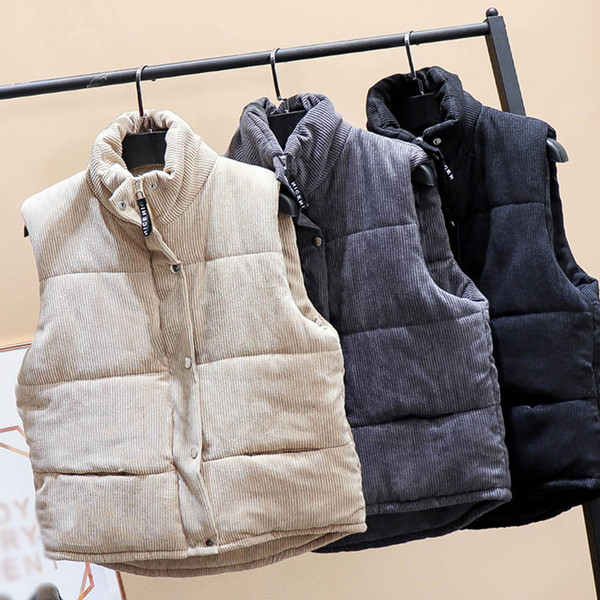 Alkalmi női mellény magas gallérral, három színben