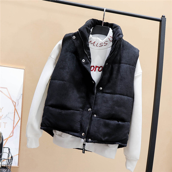 Alkalmi női mellény magas gallérral, három színben