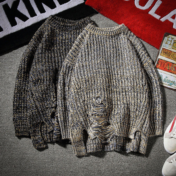 Aktuális férfi pulóver két színben szakadt elemekkel