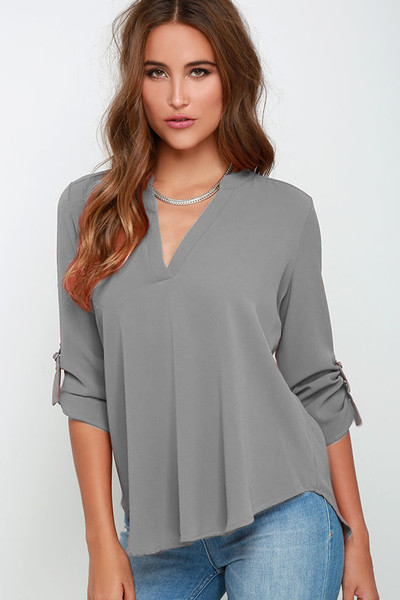 Стилна дамска риза с V-образно деколте в два цвята 