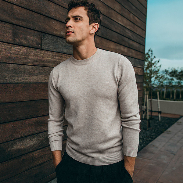 Pulover elegant pentru barbati in diferite culori