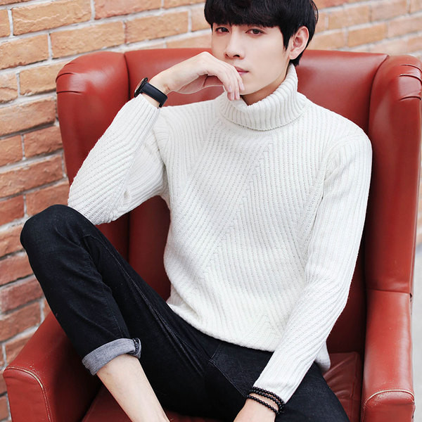 Sima férfi pulóver magas gallérral, négy színben