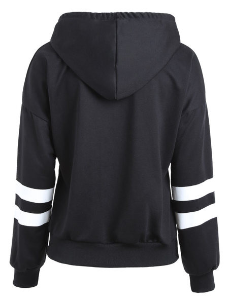 Női pulóver kapucnival és rátéttel fekete színben