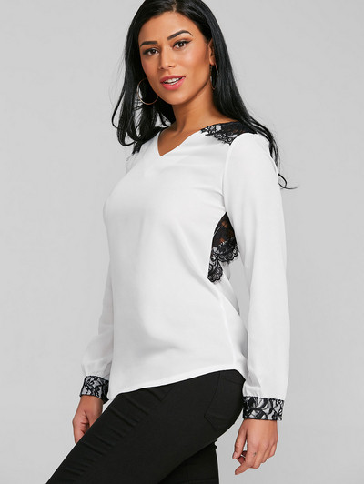 Σύγχρονη κυρία μπλούζα με δαντέλα μπάλα