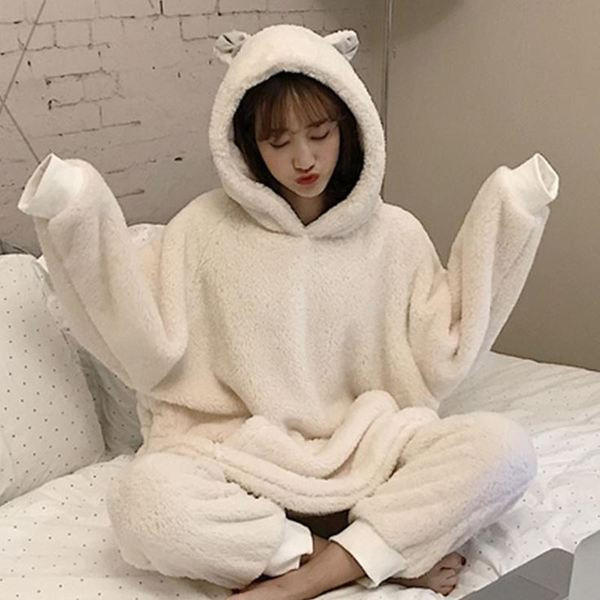 Pijamale de iarnă de pluș de damă cu element 3D în două părți în alb și roz