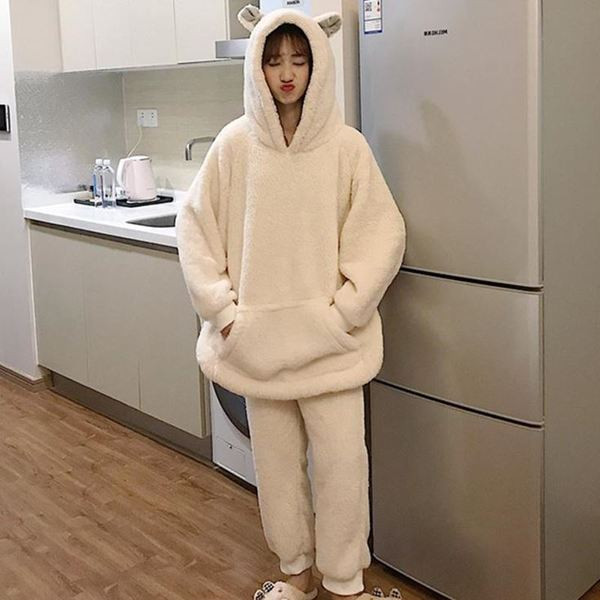 Pijamale de iarnă de pluș de damă cu element 3D în două părți în alb și roz