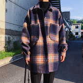 Modern férfi kockás kabát nagy zsebekkel, három színben