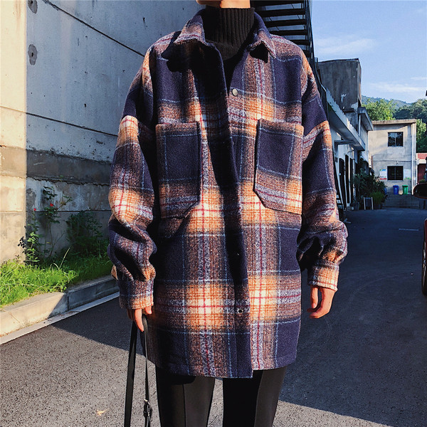 Modern férfi kockás kabát nagy zsebekkel, három színben