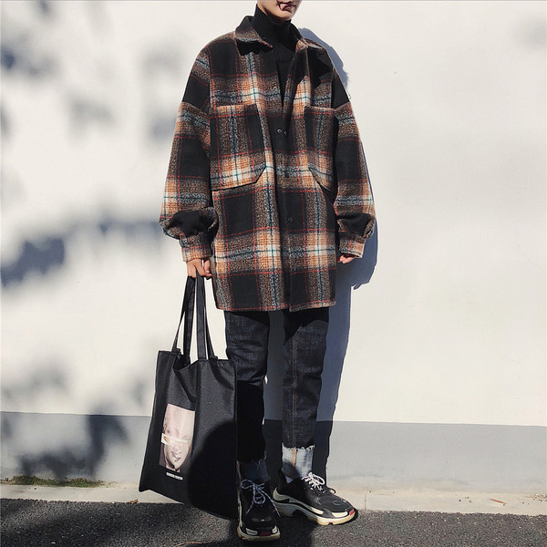 Modern férfi kockás kabát nagy zsebekkel, három színben