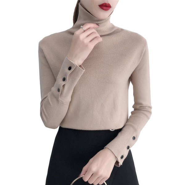 Modern női pulóver magas gallérral és gombokkal az ujjakon több színben