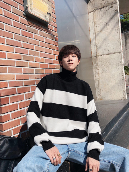 Modern férfi pulóver magas gallérral, három színben