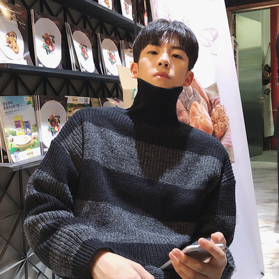 Alkalmi férfi téli pulóver magas gallérral, három színben