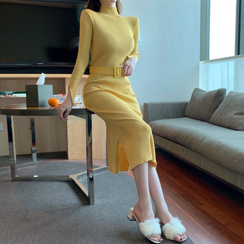 Γυναικεία αθλητικά ρούχα με ζώνη τριών χρωμάτων