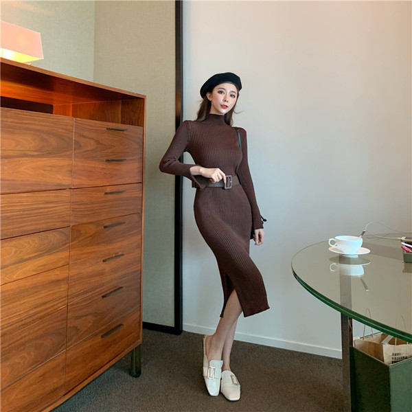 Γυναικεία αθλητικά ρούχα με ζώνη τριών χρωμάτων