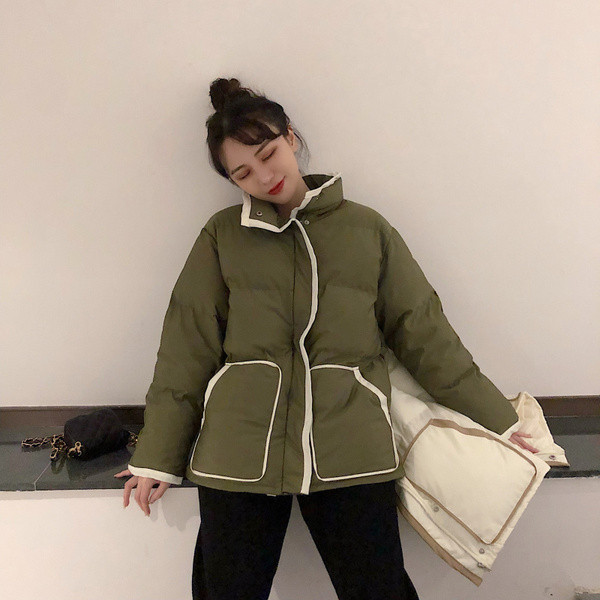 Geaca de dama cu decolteu O in doua culori