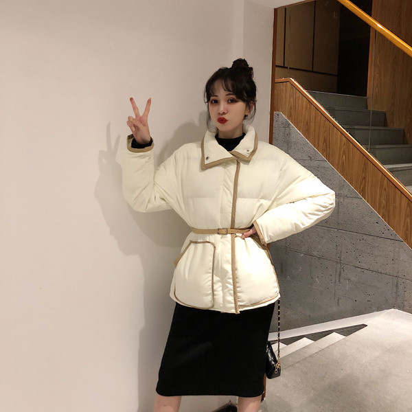 Geaca de dama cu decolteu O in doua culori