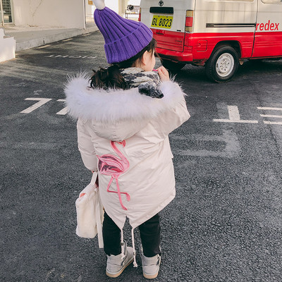 Aktuális gyerekkabát, hátul rátéttel, két színben