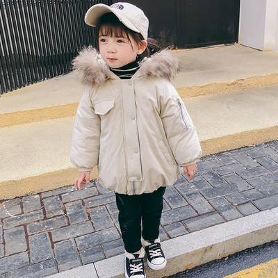 Alkalmi gyerekkabát két színben, pehely kapucnival