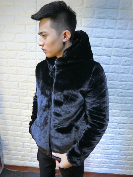 Puha, modern férfi kabát kapucnival fekete színben