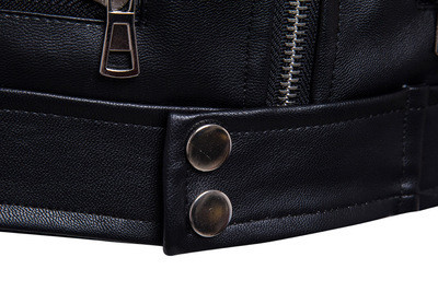 Μοντέρνο δερμάτινο μπουφάν από δέρμα από λεπτό δέρμα με φερμουάρ σε μαύρο χρώμα